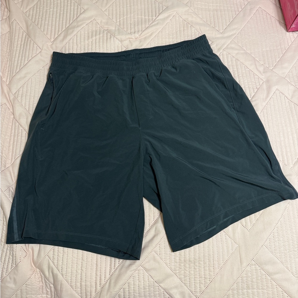 Lululemon Pace Breaker 9’ Linerless Shorts (SIZE XXL)